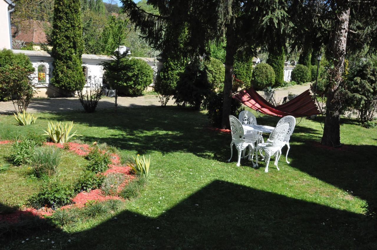 Kraljica Apartment *