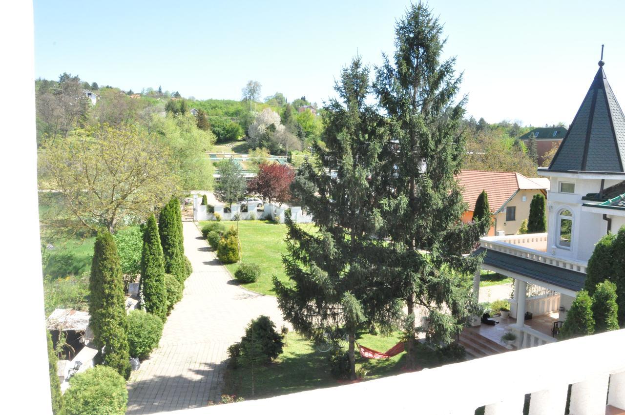 Kraljica Apartman *
